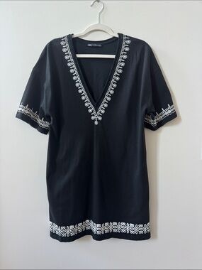 Zara Black Summer Dress with V-Neck  L